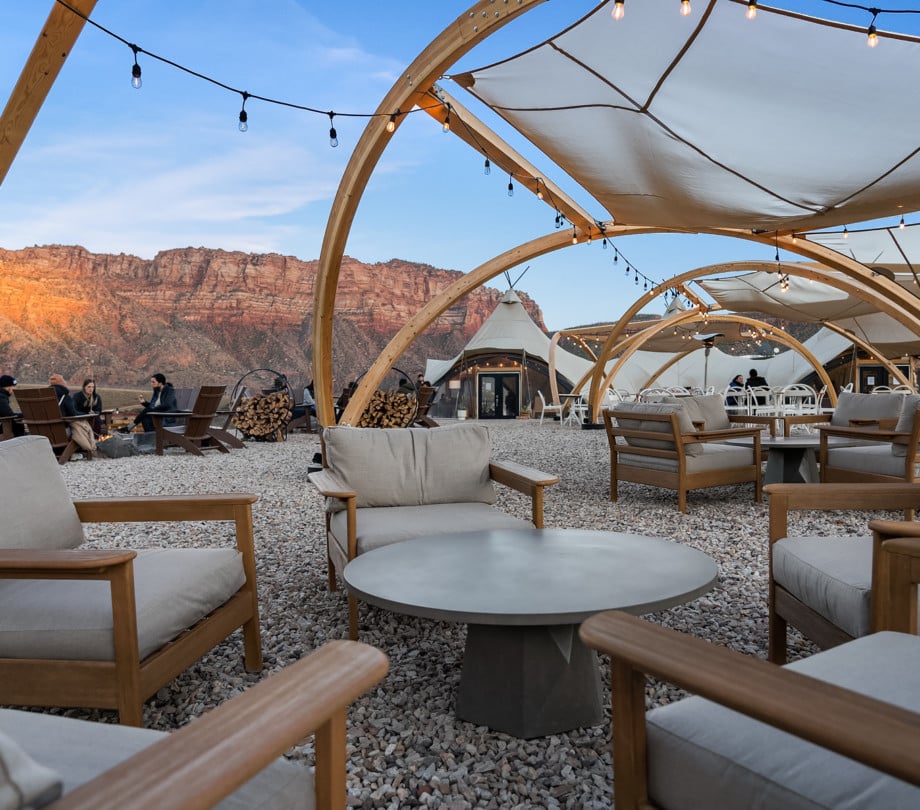 Zion Dining al Fresco