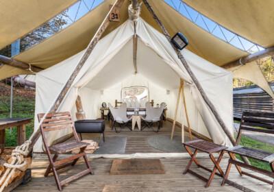 Safari King Interior at Under Canvas Great Smoky Mountains