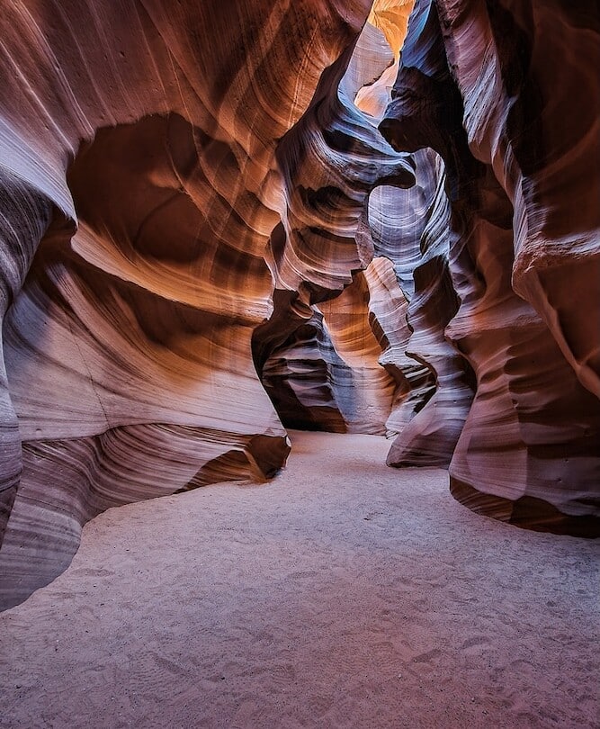 antelope slot canyon first chamber