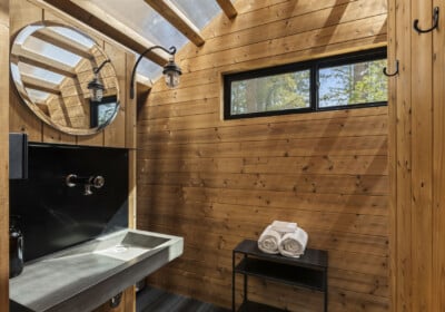 Deluxe tent yosemite sink and bathroom