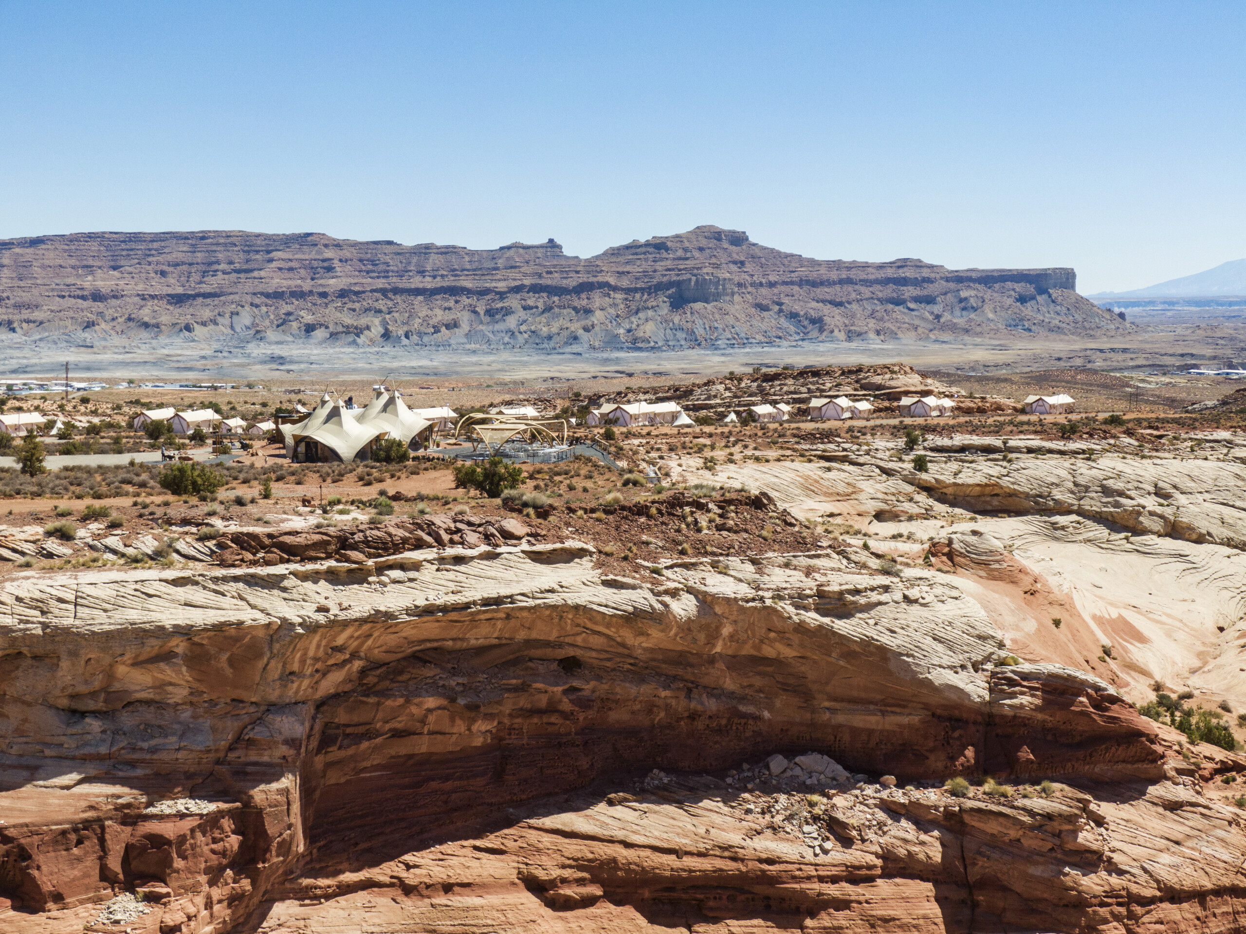 Under Canvas Lake Powell-Grand Staircase camp landscape