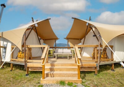 Yellowstone River Suite at Under Canvas North Yellowstone