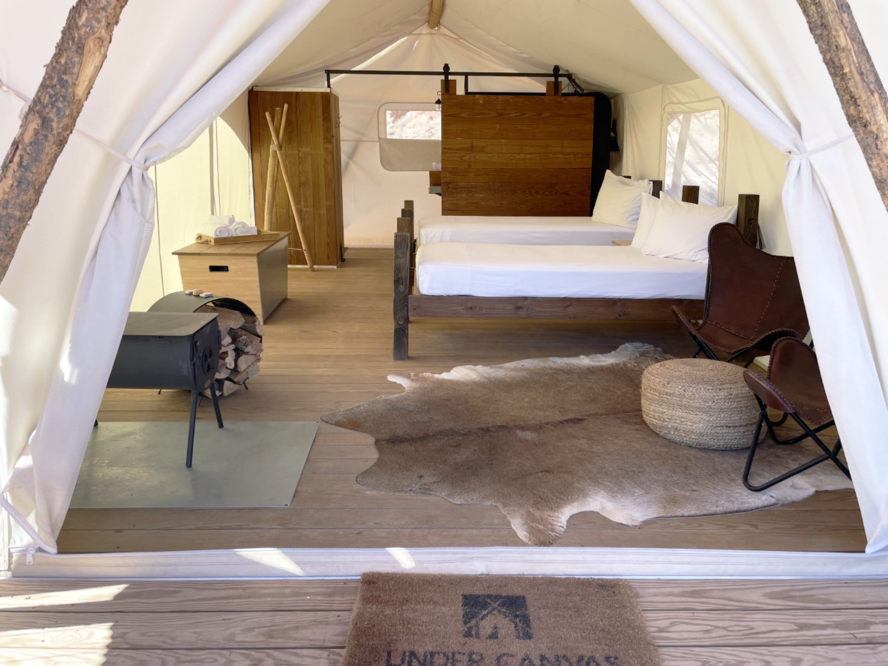 Two Twin Deluxe with Ensuite Bathroom
