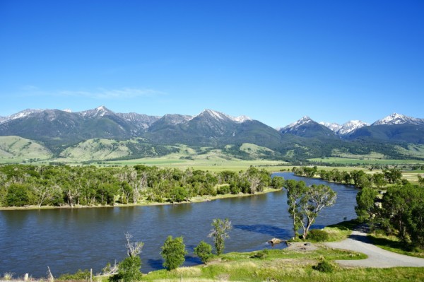 Paradise Valley Montana with Yellowstone River