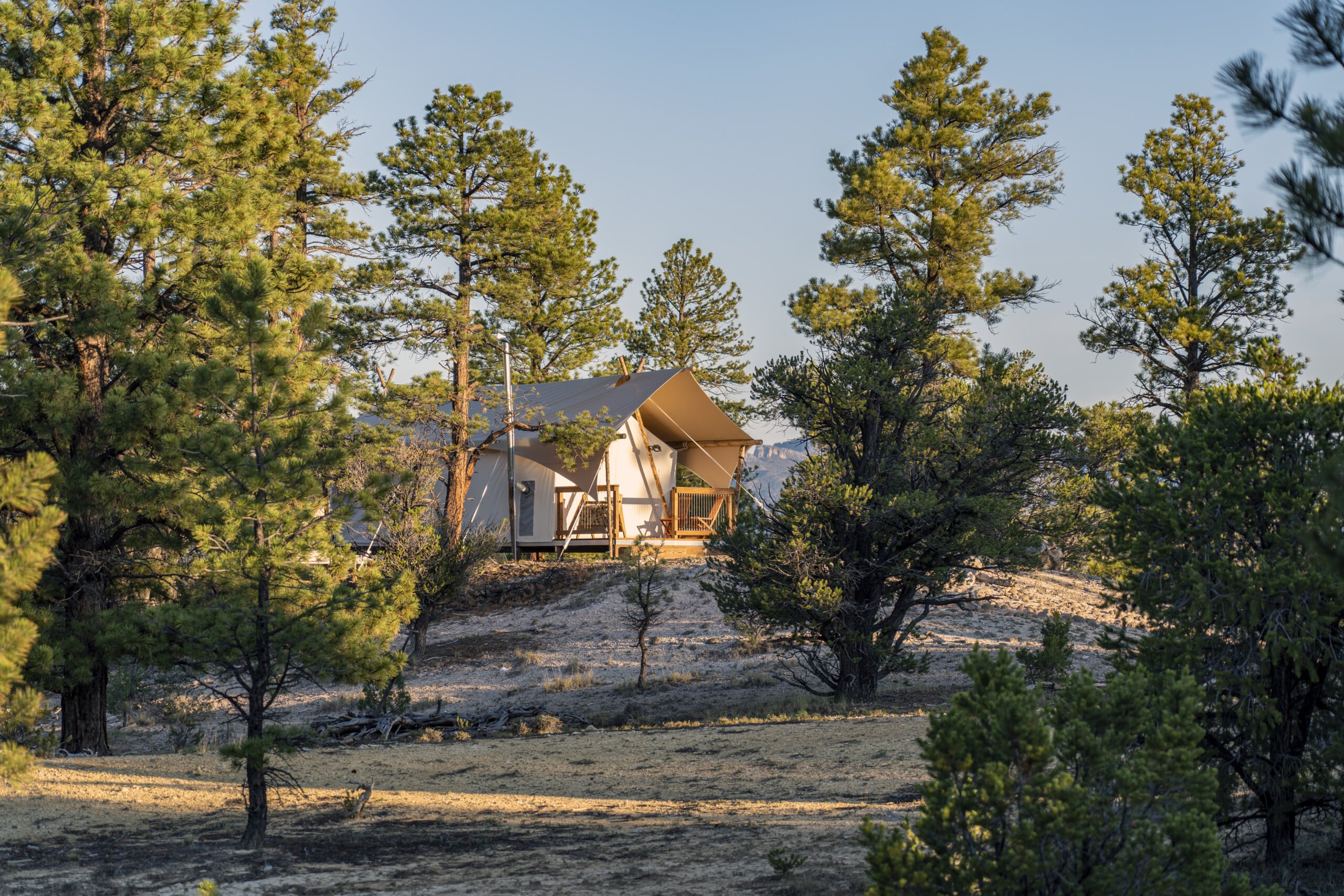 Under Canvas Bryce Canyon canvas tent among the trees