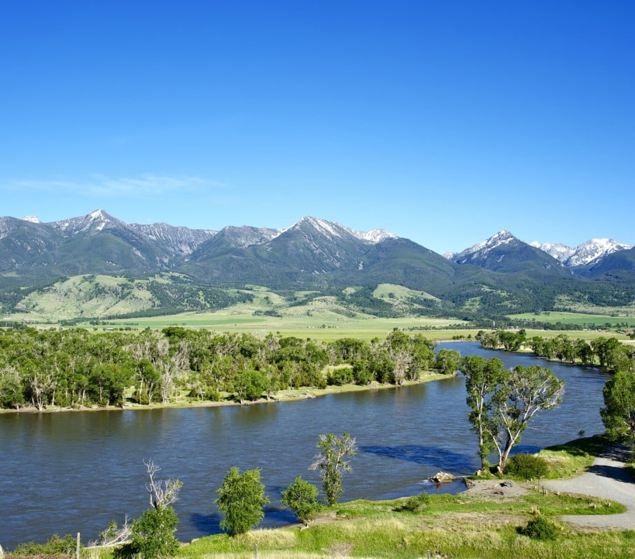 Paradise Valley and Yellowstone River in Montana