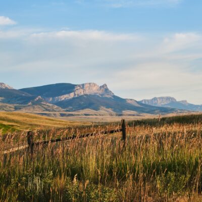 What to Pack for A Weekend in Paradise Valley, Montana