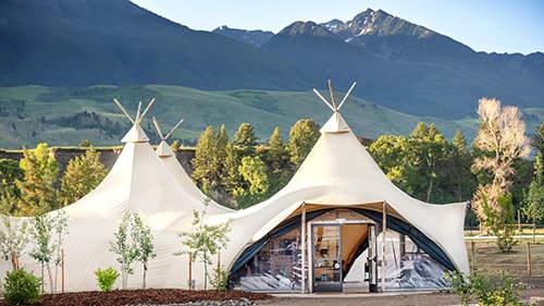 Under Canvas North Yellowstone - Paradise Valley lobby tent