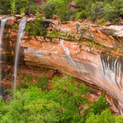 Hiking Emerald Pools in Zion National Park
