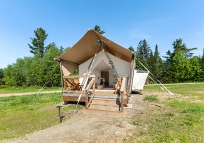 Stargazer tent at Under Cavas White Mountains
