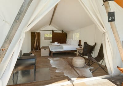 Deluxe Tent at Under Canvas White Mountains.