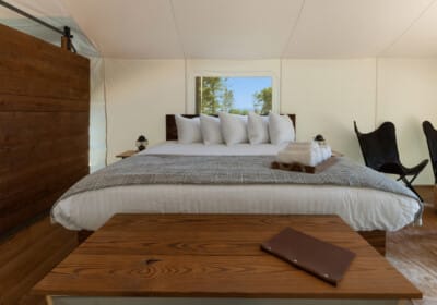 Deluxe Tent at Under Canvas White Mountains.