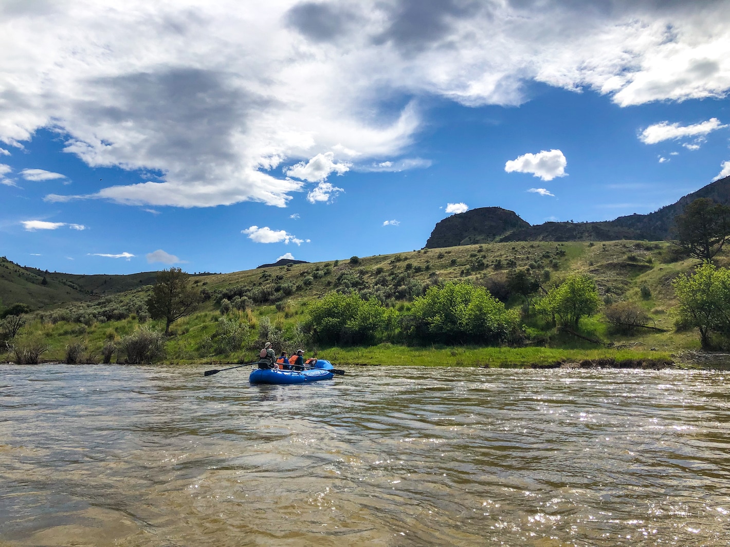 Scenic raft float on the Yellowstone River.