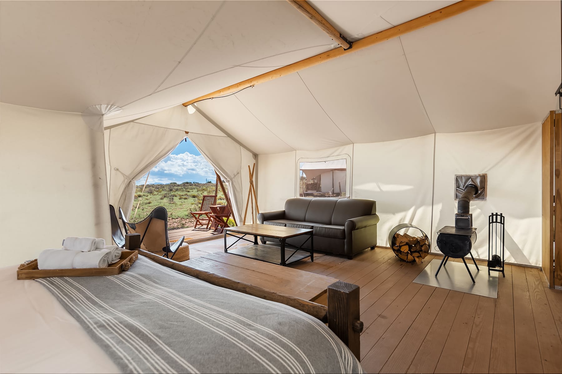 Suite with Kids Tent – Sante Fe